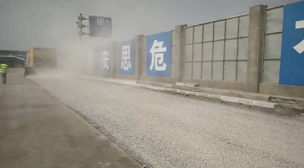 yh533388银河同步车助力西安机场、北京城郊路面建设